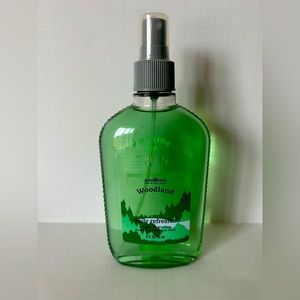 Bath & Body Works Men's Woodland Daily Refresher Body Spray 8 floz NEW